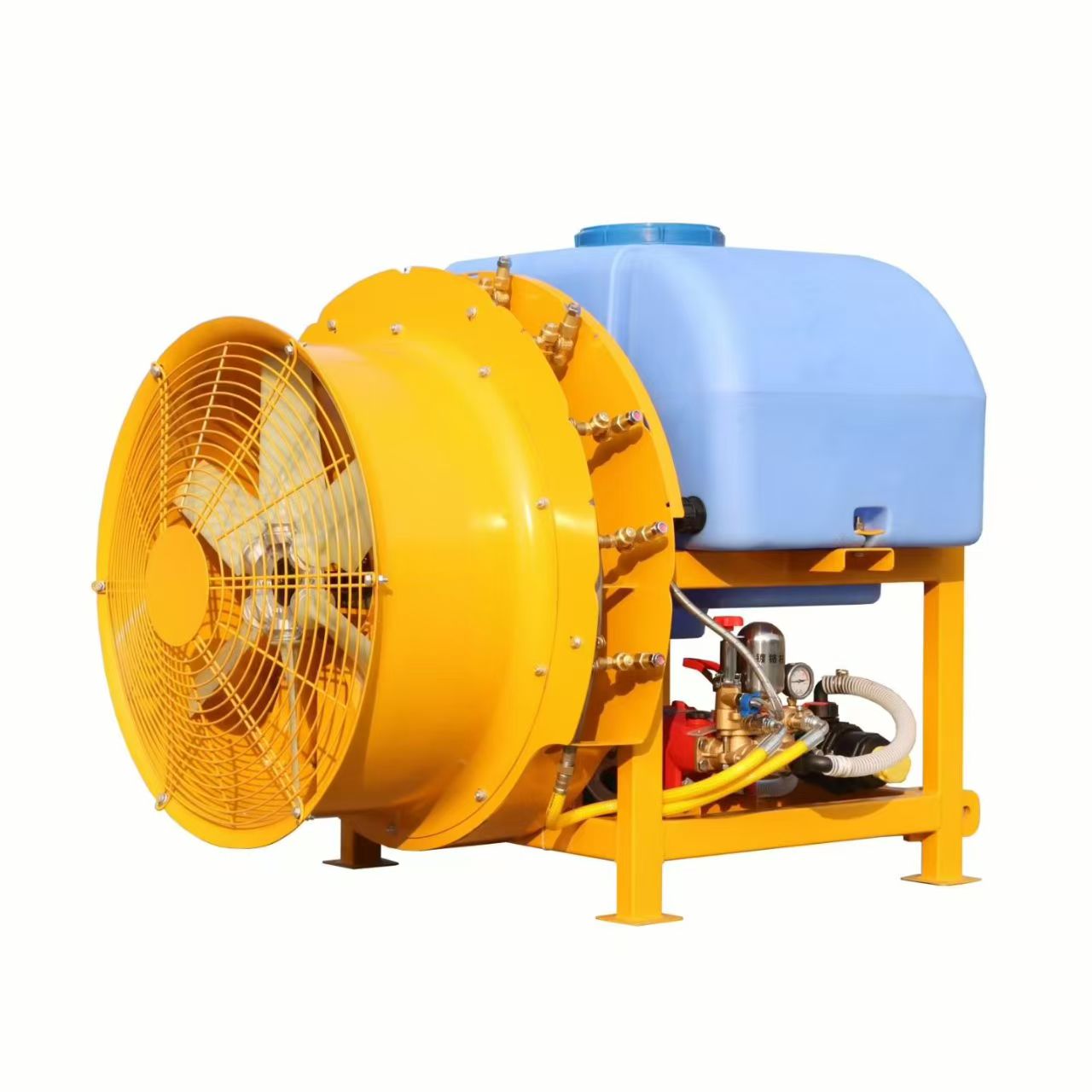 Навесной моторизованный опрыскиватель с приводом от вала отбора мощности